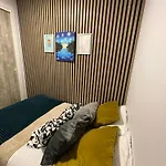 Room In Guest Room - Cozy Room By Madrid Rio With Sofa Bed In The Living Room